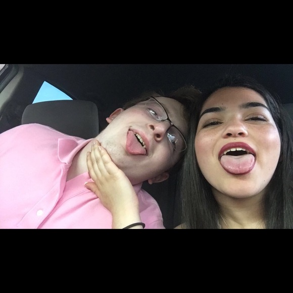 Meet your posher! Kenzie💛 - Picture 6 of 8